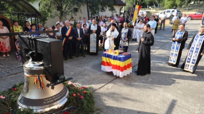 PS Timotei Sătmăreanul a sfințit clopotul Parohiei Ortodoxe Asuaju de Jos