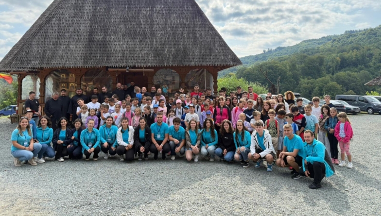180 de copii și tineri au participat la Școala de vară de la Mănăstirea Rohița