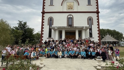 190 de copii au participat la Școala de vară „Tinerii satelor la mănăstire”, desfășurată la Mănăstirea Făget