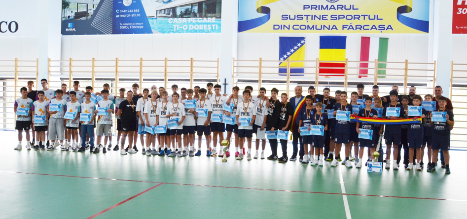 Fărcașa a fost gazda unui puternic turneu internațional de handbal juniori; Vezi cine a ocupat podiumul
