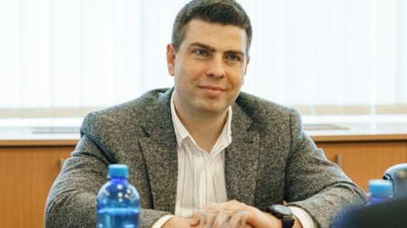 Vice-ministrul ucrainean Serhiy Derkach: „Traversarea cu bacul nu mai este o soluție viabilă”