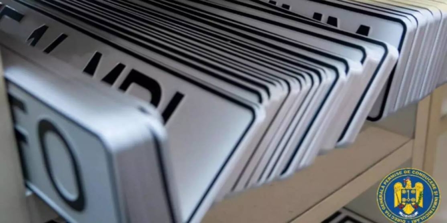 MAI aduce livrarea plăcuțelor de înmatriculare la domiciliu