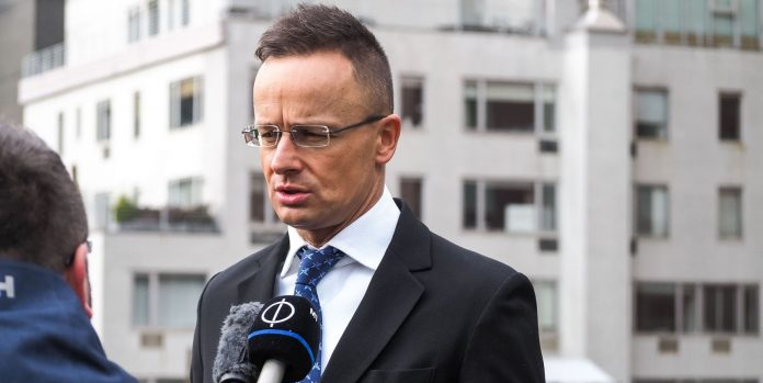 Ministrul ungar de externe, Peter Szijjarto,  acuză – Kievul răspunde ironic