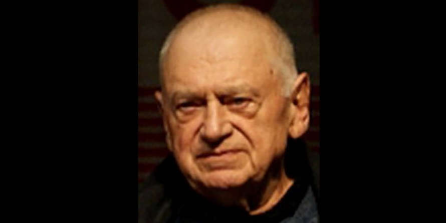 22 august 1941 – S-a născut scriitorul Victor Tecar