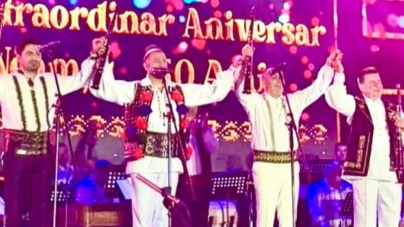 Taragotiștii maramureșeani Dorin Filip și Dumitru Dobrican au strălucit pe scena grandiosului Festival internațional „Cântecele Munților”