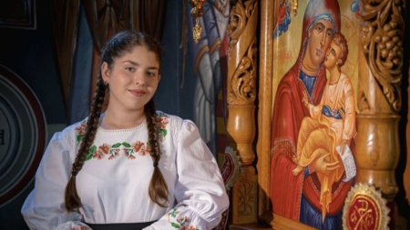 „Preamilostivă Maică” – un dar muzical de suflet, lansat de Maria Voevod la începutul Postului Adormirii Maicii Domnului