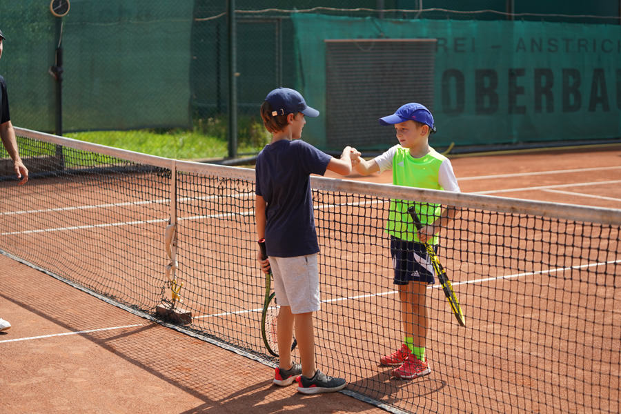 Ediția a VI- a a competiției de tenis „Cupa Tavi Ghirasin – Platinum Transilvania” va avea loc în luna septembrie