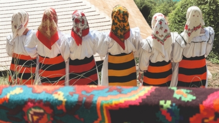 Proiectul dedicat românilor din diaspora, „Tradiție și identitate românească pe Coasta de Azur”, se desfășoară în Franța