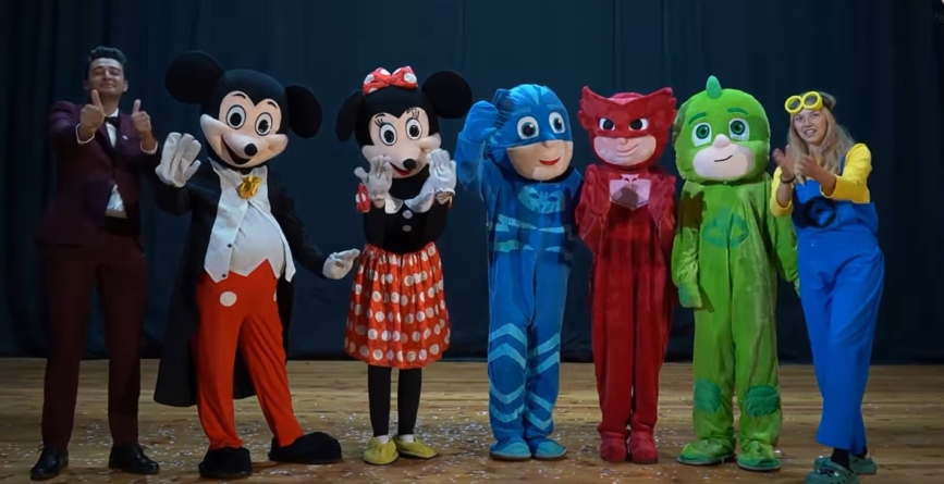 Zâmbete și fericire pentru copiii din Vișeu de Sus