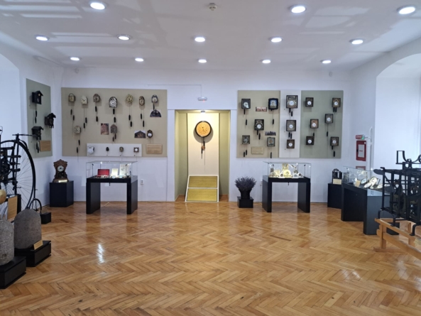Expoziție de ceasuri la Muzeul Județean de Istorie și Arheologie Maramureș
