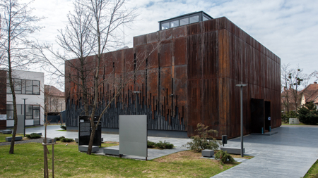 Ioan Angel Negrean va prezenta procesul său de maturizare artistică, în cadrul evenimentului „Artist Talk” găzduit la Colonia Pictorilor din Baia Mare