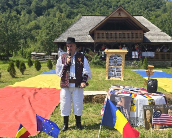 Gheorghe Chindriș a fost protagonistul „Simpozionului Internațional Arc peste Atlantic – Recunoștință satului nostru Ieud”