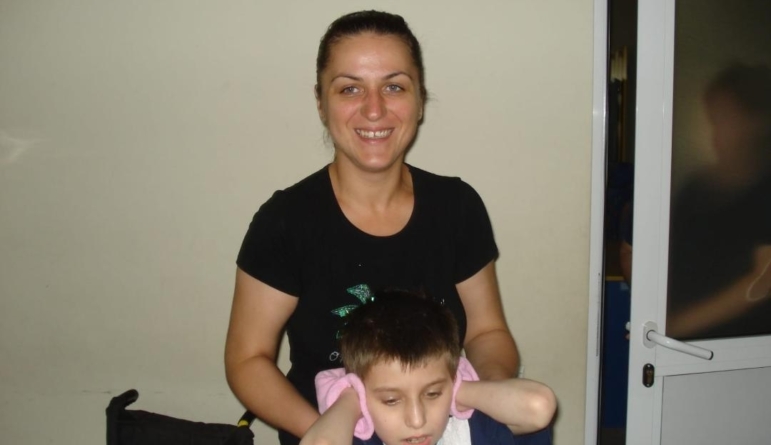 Kinetoterapeuta Laura Augustin: „O parte din sufletul meu a rămas la Centrul Luchian”