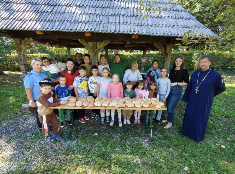 Atelier de gătit și vizită la expoziția “Firul vieții- de la naștere în veșnicie”, la Muzeul Satului din Baia Mare