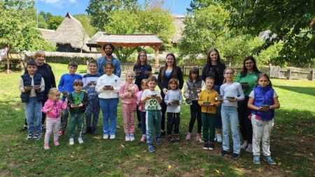 A început a treia serie a atelierelor de vacanță la Muzeul Satului din Baia Mare