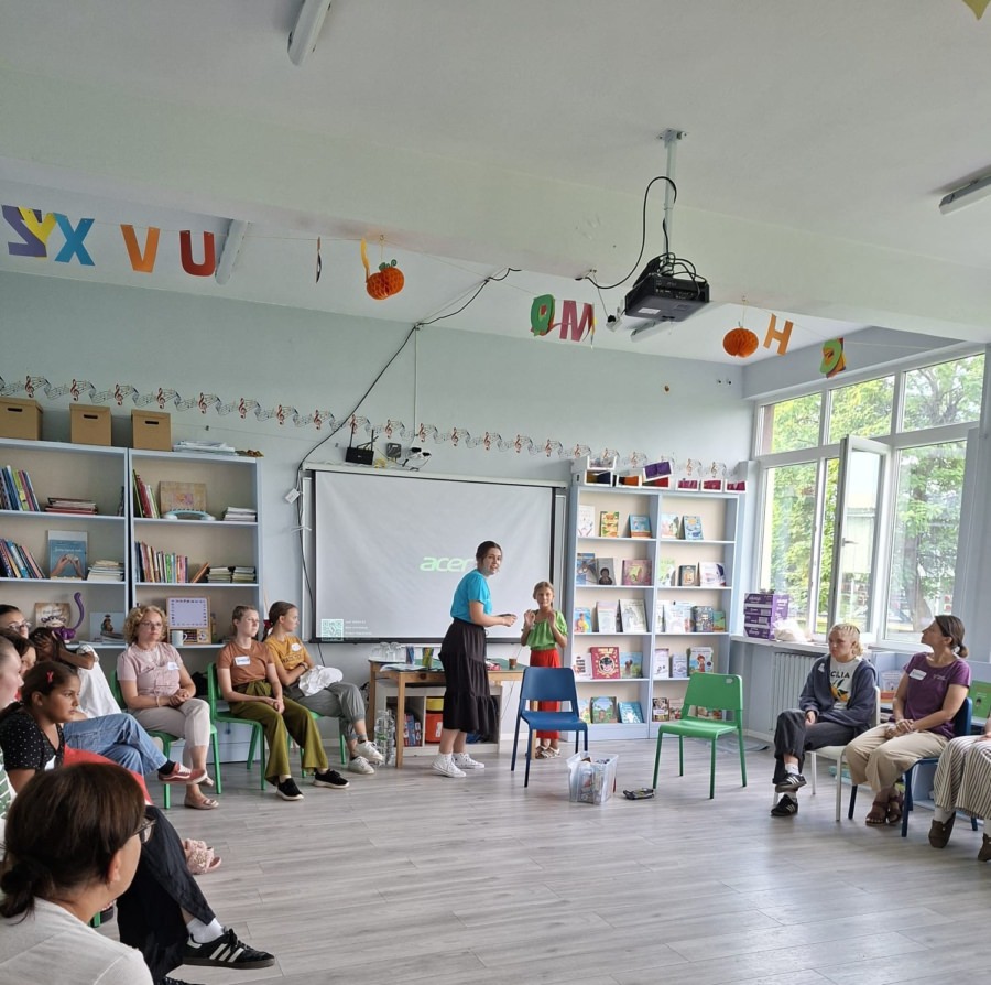 Curs despre sănătatea menstruală pentru fetele și femeile din comunitățile vulnerabile