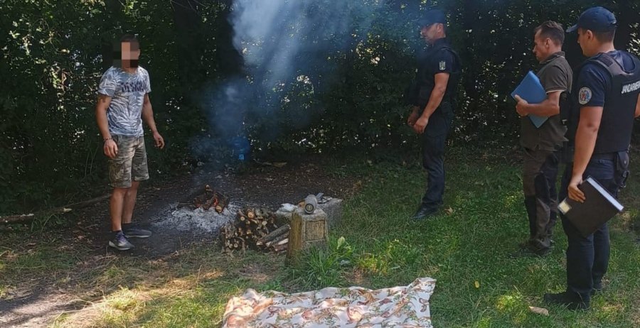 Excursioniști amendați de jandarmi la Barajul Firiza