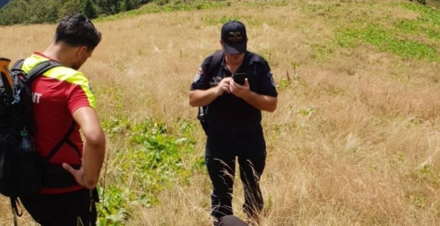 Operațiune de salvare în Munții Maramureșului. S-a cerut sprijinul unui elicopter