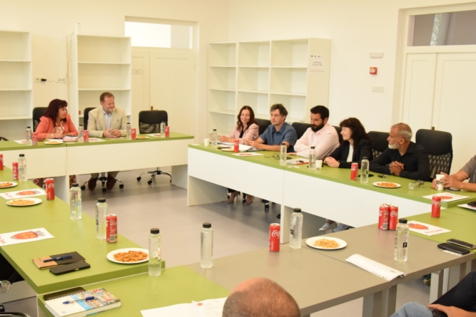 S-au semnat documentele oficiale pentru demararea proiectului de amenajare a unui nou parc, în orașul Seini