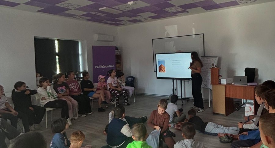 Copiii și-au îmbogățit cultura generală în această săptămână, în cadrul Școlii de Vară Merișor