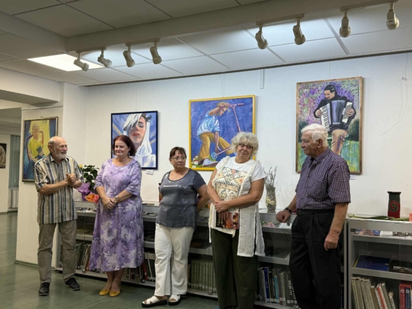 Vernisajul expoziției de pictură „În lumina verii” a avut loc la Biblioteca Județeană „Petre Dulfu” Baia Mare