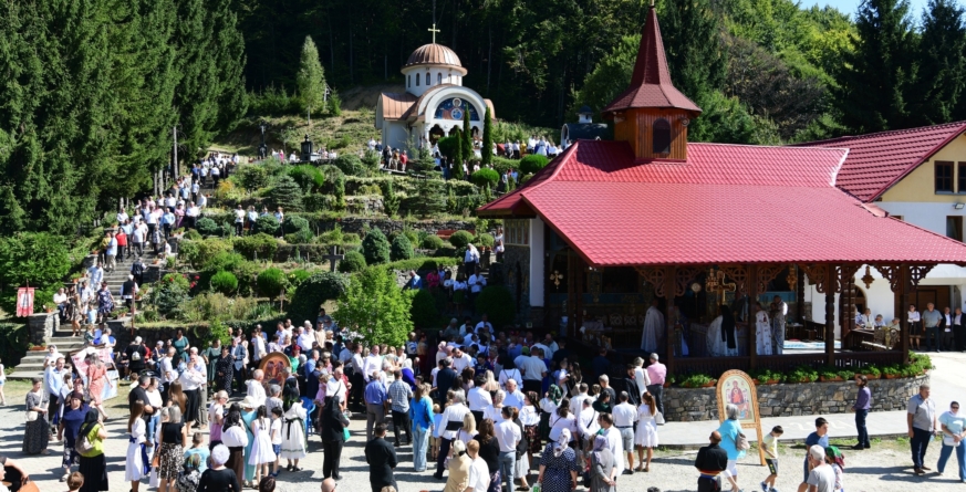 Va fi hram la Mănăstirea Chiuzbaia