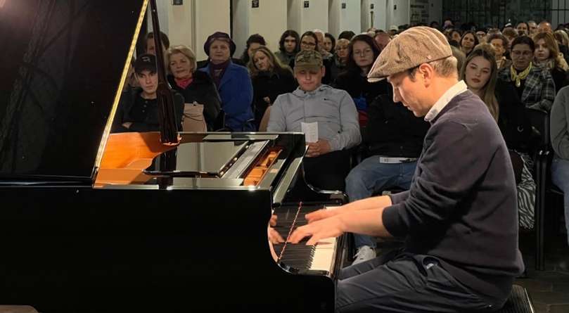 Turneul național de pian Classic Unlimited ajunge în Sighetu Marmației și Baia Mare