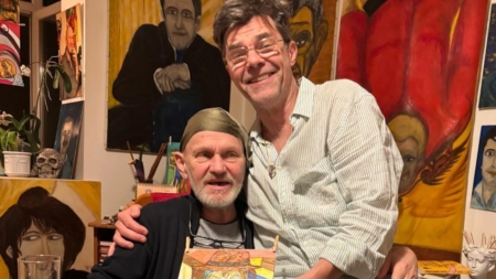 „Două lumi – o prietenie”: Expoziție semnată de artiștii Emilian Papi Roșculescu și Mátyás Zsolt-Imre, la Biblioteca Județeană Baia Mare