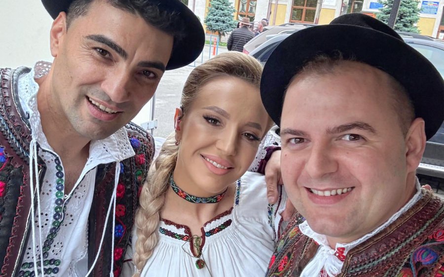 S-au pus în vânzare biletele pentru turneul „Moroșenii vă colindă”; În ce orașe vor colinda îndrăgiții artiști