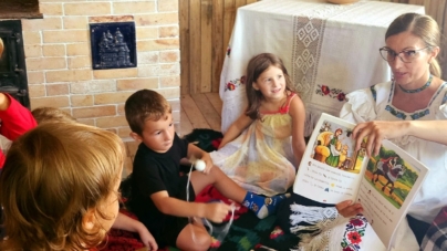 Povești și tradiție în căsuța maramureșeană din Nisa