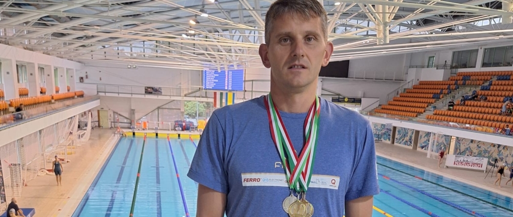 Rezultate excelente pentru Octavian Stoica de la Flykick Team Baia Mare la Cupa Nemzetközi Szenior Úszóverseny Debrecen