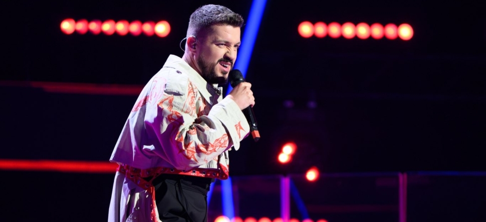 Paul Ananie a întors trei scaune la „Vocea României”