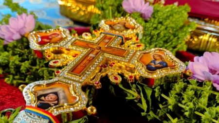Îndrumări liturgice și tipiconale la Praznicul Înălțării Sfintei Cruci – 14 septembrie