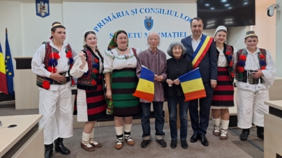 Fotograful japonez Miya Kosei a primit titlul de Cetățean de Onoare al municipiului Sighetu Marmației