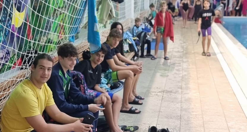 10 medalii cucerite de echipa Flykick Team Baia Mare la Cupa Hajós Alfréd din Debrecen