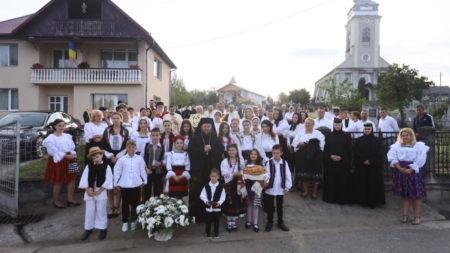 PS Timotei Sătmăreanul s-a aflat în mijlocul credincioșilor din Ocoliș