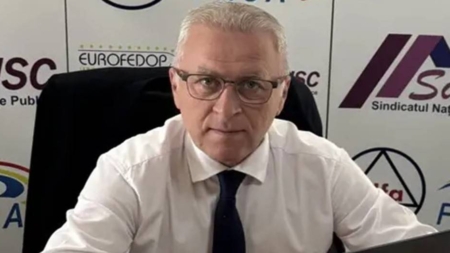 Angajații din finanțe ies în stradă – protest la Ministerul Finanțelor