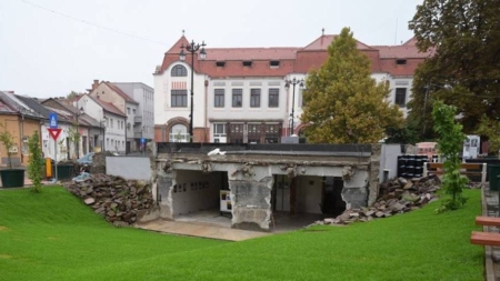 Din toaletă publică la spaţiu de artă