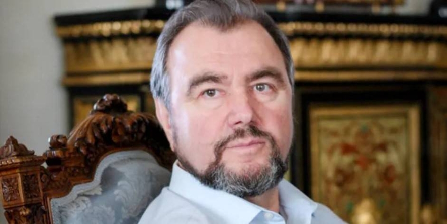 18 septembrie – s-a născut pictorul maramureșean Valentin Muste