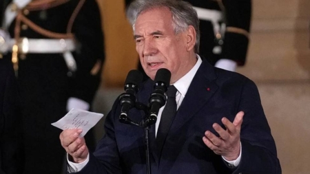 A căzut Guvernul Franței în urma unei moțiuni de cenzură