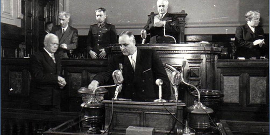 24 septembrie 1952 – Constituția comunistă a României