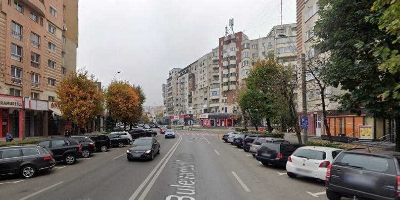 Parcările de pe bulevardul Traian, închise temporar pentru lucrări de igienizare