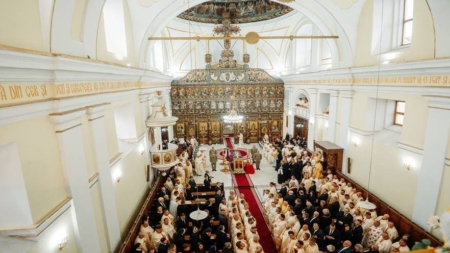 Cardinalul Lucian Mureșan a fost condus pe ultimul drum la Blaj