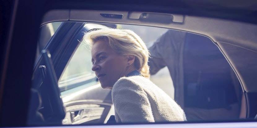 Președinta Comisiei Europene, ținta naționaliștilor bulgari și a bruiajului rusesc