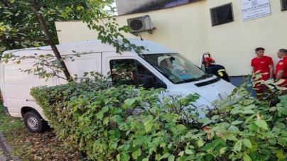 Accident pe strada George Coșbuc, în fața Școlii „Nicolae Iorga”