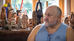 Sculptorul Ioan Marchiș vernisează expoziția „Păzitoarea semintzei” la Muzeul Județean de Artă «Centrul Artistic Baia Mare»