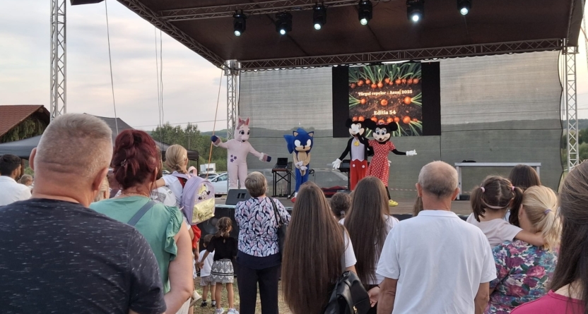 Atmosferă de sărbătoare: A început „Târgul Cepelor” la Asuaju de Sus