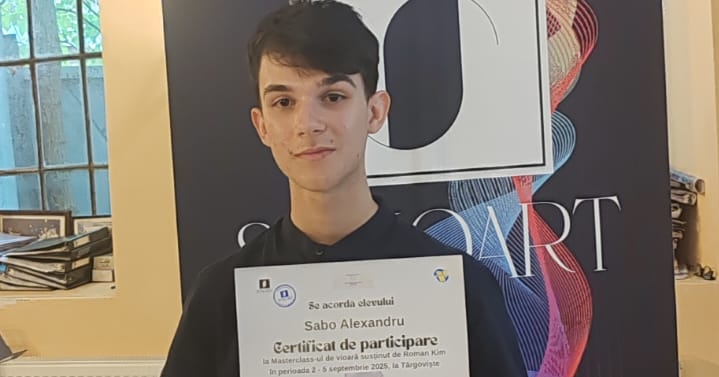 De excepție: Alexandru Sabo, primul elev din Baia Mare la masterclass cu maestrul Roman Kim