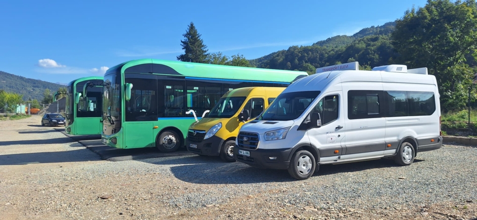 Transport gratuit cu mijloace moderne de transport pentru elevii din Vișeu de Sus