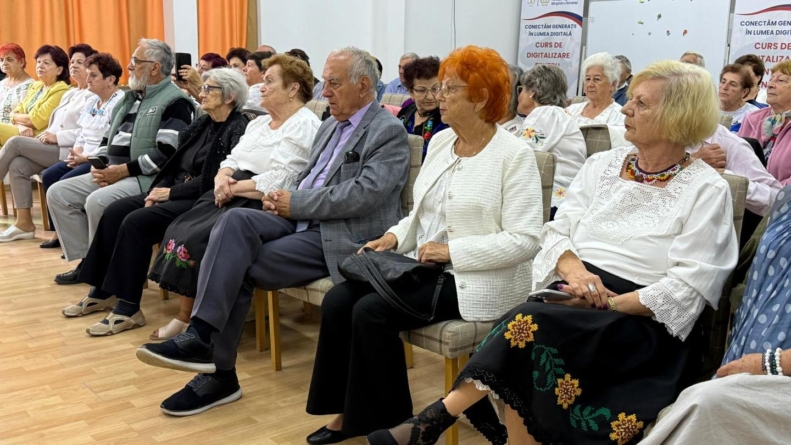 Seniorii din centrele Direcției de Asistență Socială Baia Mare au marcat Sărbătoarea Castanelor cu bucurie și creativitate